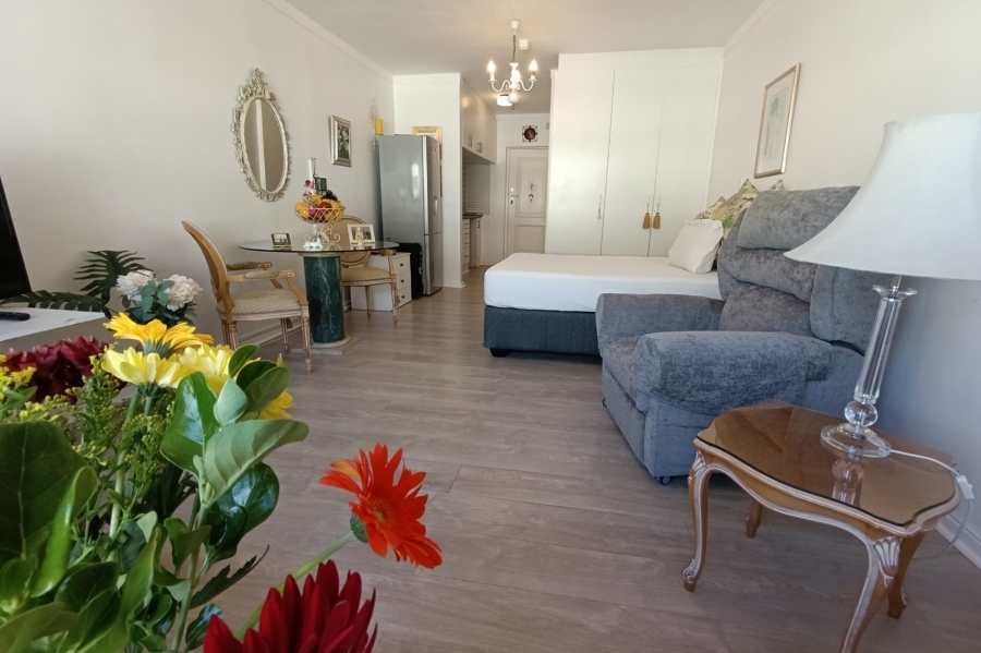 To Let 0 Bedroom Property for Rent in Mouille Point Western Cape